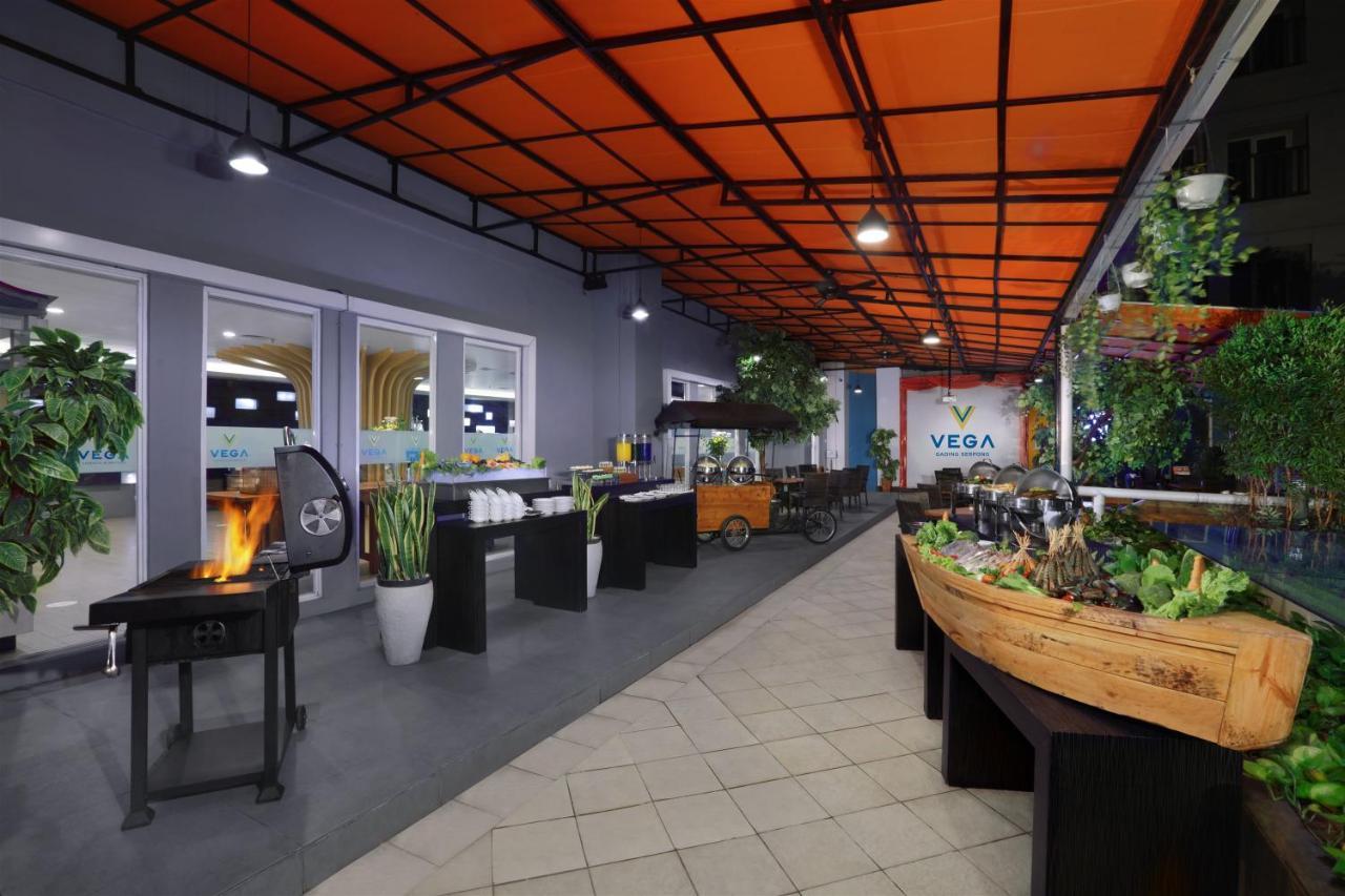 Vega Hotel Gading Serpong Eksteriør bilde