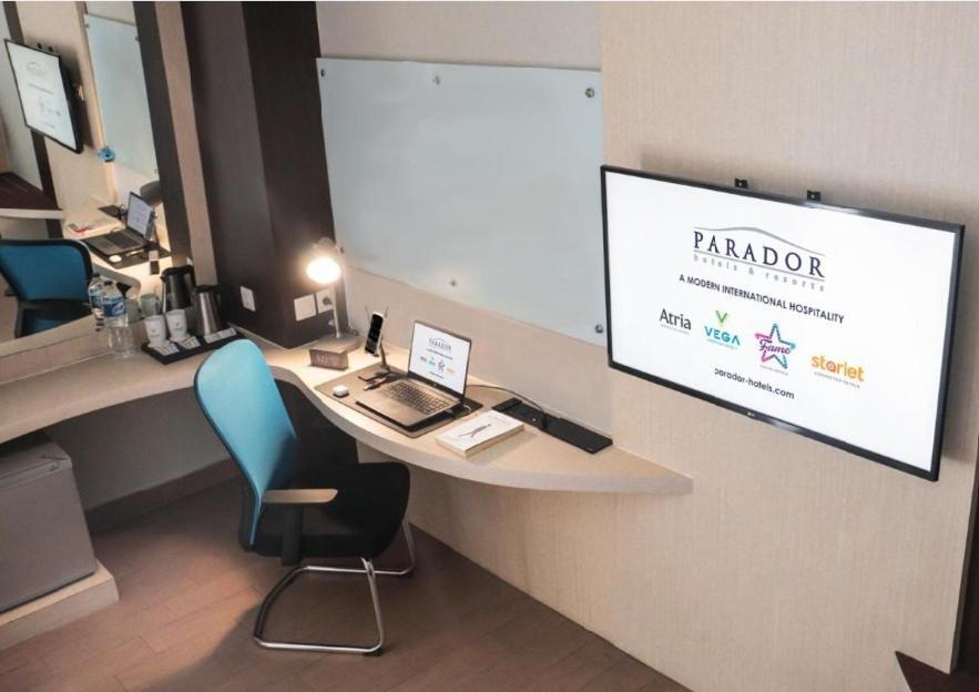 Vega Hotel Gading Serpong Eksteriør bilde