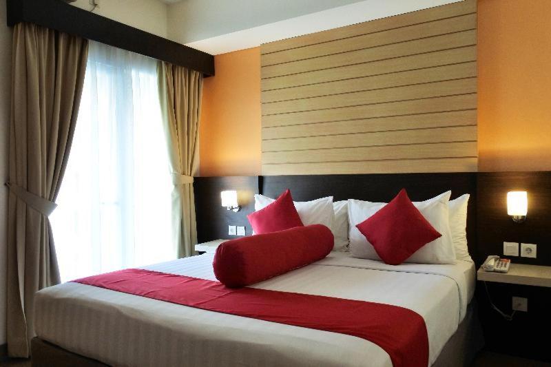Vega Hotel Gading Serpong Rom bilde