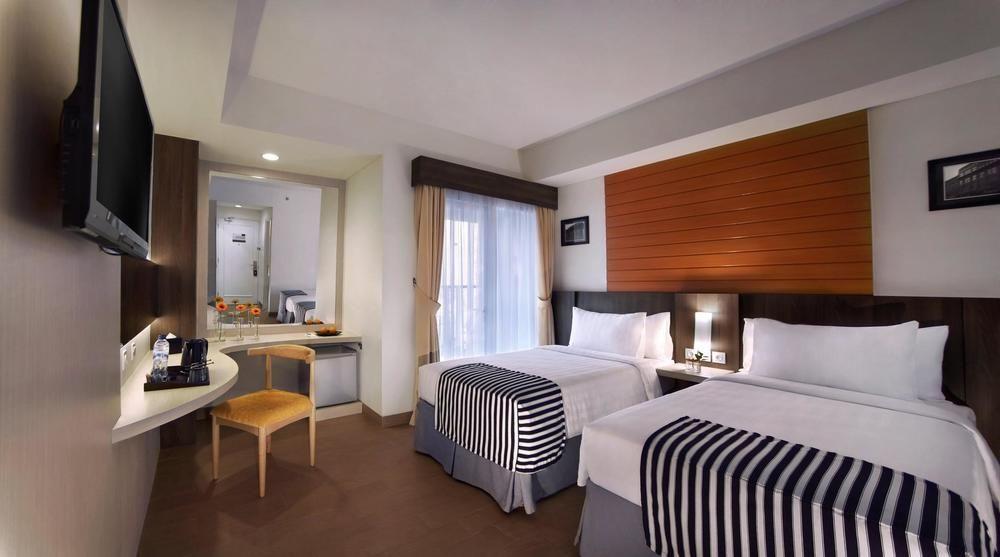 Vega Hotel Gading Serpong Eksteriør bilde